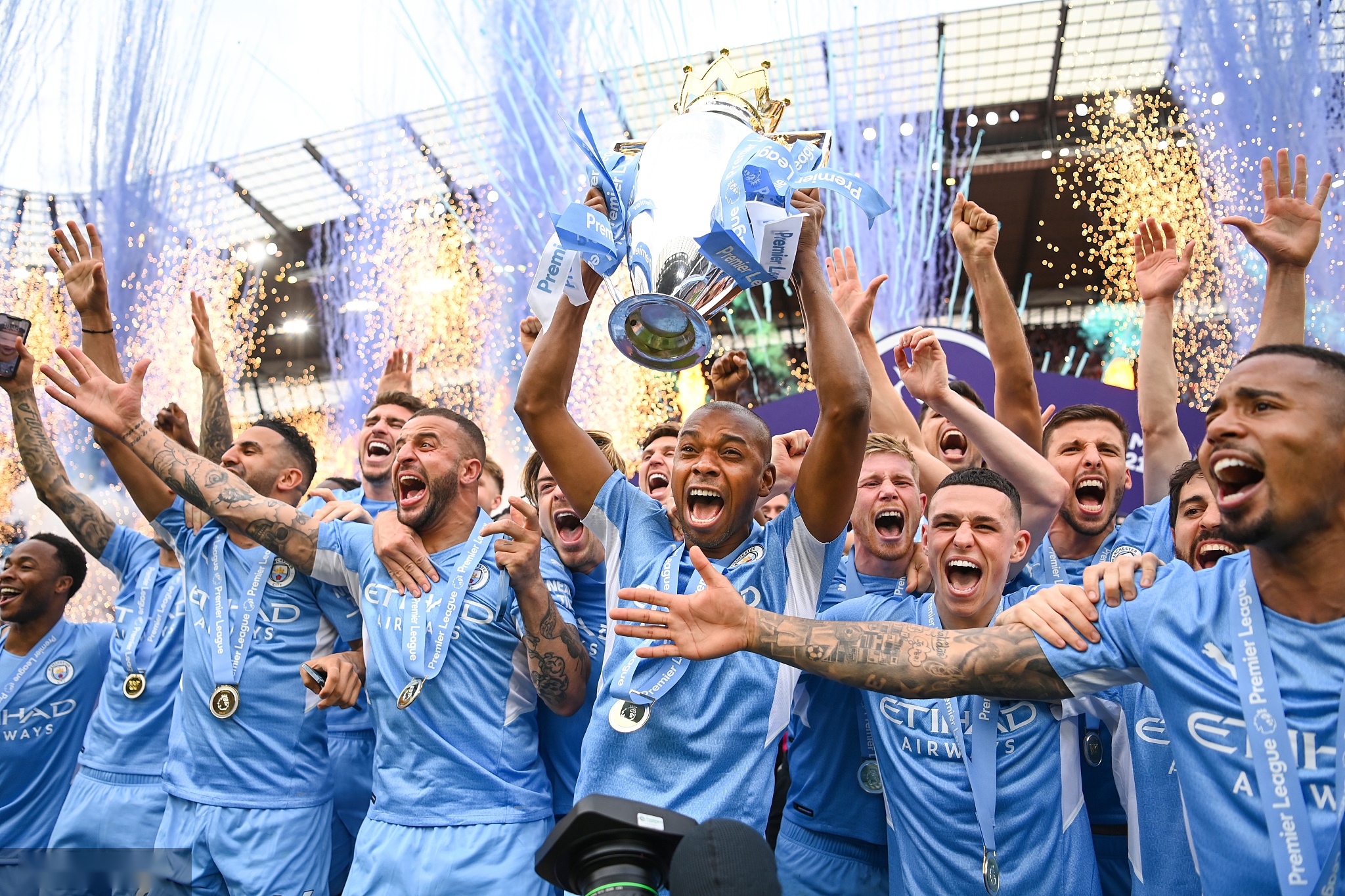 成员因言论 成员因言论